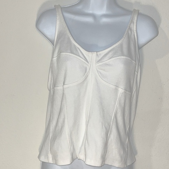 Universal Thread White Camisole Top with Versatile Style - Picture 1 of 7